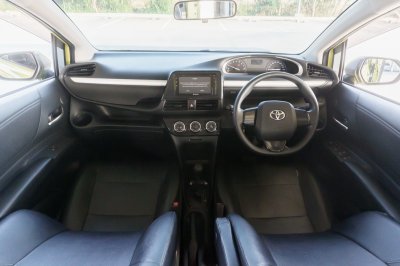 TOYOTA SIENTA 1.5 G AT ปี 2019 (9กด5255)