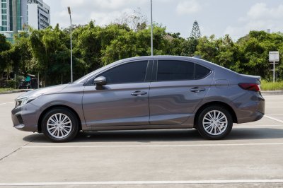 HONDA CITY 1.0 V AT ปี 2021 (2ขค4133)