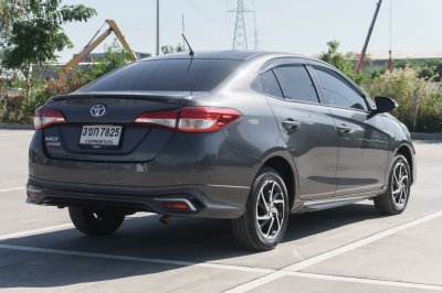 TOYOTA YARIS ATIV 1.2 SPORT AT ปี 2022 (3ขก7825)