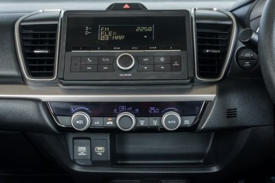 HONDA CITY 1.0 V AT ปี 2021 (2ขค4133)