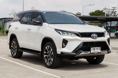 TOYOTA FORTUNER 2.4 LEGENDER ปี2021 (1ขส7919)