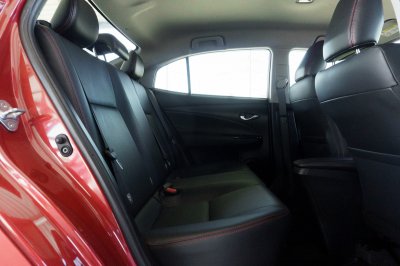 TOYOTA YARIS ATIV 1.2 S+ AT ปี 2018 (9กส771)