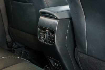 TOYOTA COROLLA CROSS 1.8 SPORT ปี2022 (6ขบ1567)