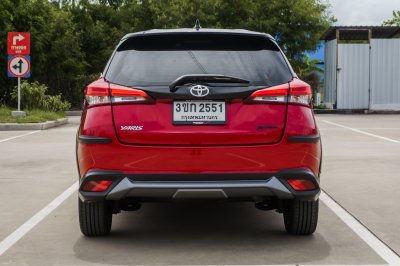 TOYOTA YARIS 1.2 X-URBAN AT ปี 2021 (3ขก2551)