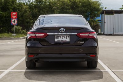 TOYOTA CAMRY 2.5 HYBRID AT ปี 2019 (8กท7487)