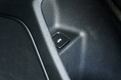 HONDA CIVIC 1.8 E ปี2019 (8กค3743)