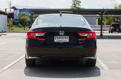 HONDA ACCORD 2.0 E:HEV EL+ ปี2021 (2ขห6741)