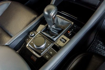 MAZDA 3 2.0 S SPORT ปี2020 (1ขน251)