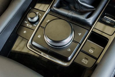 MAZDA 3 2.0 S SPORT ปี2020 (1ขน251)