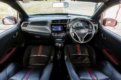 HONDA BR-V 1.5 SV ปี2020 (1ขฉ2105)