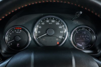 HONDA BR-V 1.5 SV ปี2020 (1ขฉ2105)