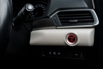 HONDA ACCORD 2.0 HYBRID ปี2021 (2ขฆ4736)