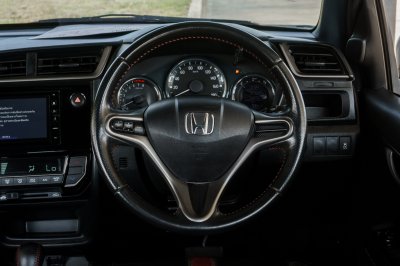 HONDA BR-V 1.5 SV ปี2020 (1ขฉ2116)