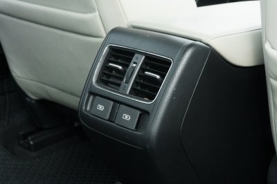 HONDA ACCORD 2.0 HYBRID ปี2021 (2ขฆ4736)