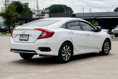 HONDA CIVIC 1.8 E ปี2021 (2ขฌ613)