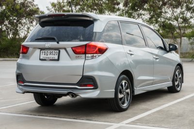 HONDA MOBILIO 1.5 RS ปี2020 (1ขฎ9520)