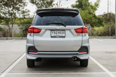 HONDA MOBILIO 1.5 RS ปี2020 (1ขฎ9520)