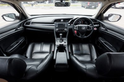 HONDA CIVIC 1.8 E ปี2021 (2ขฌ613)