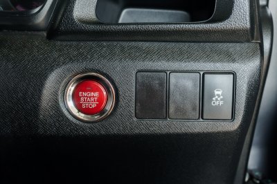 HONDA MOBILIO 1.5 RS ปี2020 (1ขฎ9520)