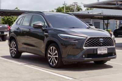 TOYOTA COROLLA CROSS 1.8 HYBRID PREMIUM SAFETY ปี2021 (1ขอ3340)