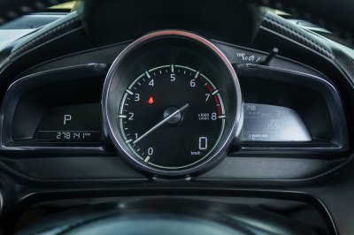 MAZDA 2 1.3 HIGH CONNECT AT ปี 2018 (7กว5156)