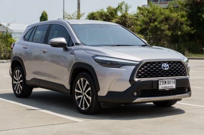 TOYOTA COROLLA CROSS 1.8 HYBRID PREMIUM ปี2022 (2ขพ9014)