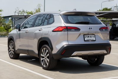 TOYOTA COROLLA CROSS 1.8 HYBRID PREMIUM ปี2022 (2ขพ9014)