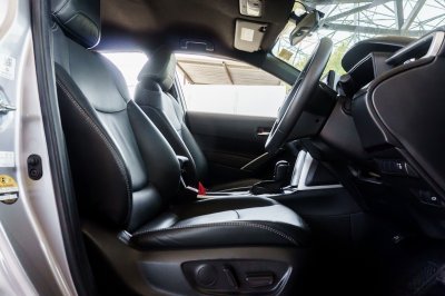 TOYOTA COROLLA CROSS 1.8 HYBRID PREMIUM ปี2022 (2ขพ9014)