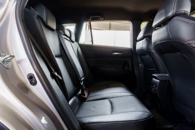 TOYOTA COROLLA CROSS 1.8 HYBRID PREMIUM ปี2022 (2ขพ9014)