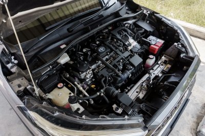 TOYOTA COROLLA CROSS 1.8 HYBRID PREMIUM ปี2022 (2ขพ9014)