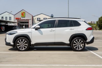 TOYOTA COROLLA CROSS 1.8 HYBRID PREMIUM SAFETY ปี2021 (1ขว4271)