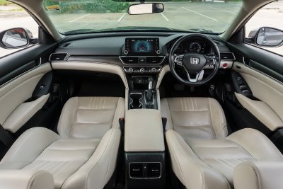 HONDA ACCORD 1.5 TURBO ปี2021 (2ขฉ650)