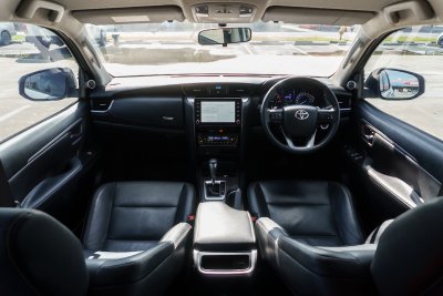 TOYOTA FORTUNER 2.4 LEADER AT 2022 (3ขว1279)