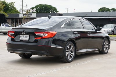 HONDA ACCORD 1.5 EL AT ปี2020 (9กฬ1690)