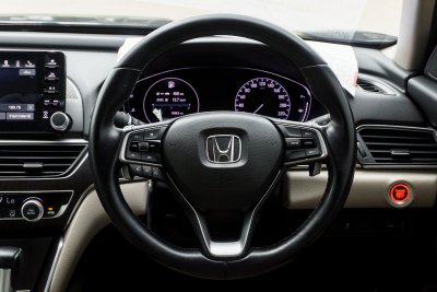 HONDA ACCORD 1.5 EL AT ปี2020 (9กฬ1690)