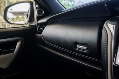 TOYOTA FORTUNER 2.8 LEGENDER 4WD ปี2020 (1ขน9205)