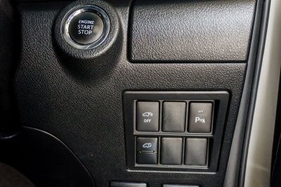 TOYOTA FORTUNER 2.8 LEGENDER 4WD ปี2020 (1ขน9205)