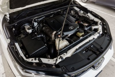 TOYOTA FORTUNER 2.8 LEGENDER 4WD ปี2020 (1ขน9205)