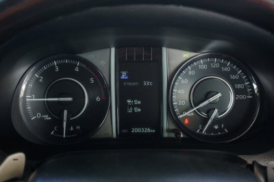 TOYOTA FORTUNER 2.8 LEGENDER 4WD ปี2020 (1ขน9205)