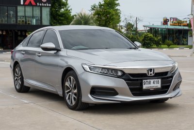 HONDA ACCORD 1.5 EL AT ปี2019 (9กต418)