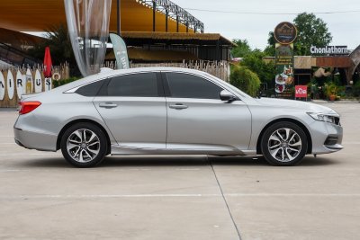 HONDA ACCORD 1.5 EL AT ปี2019 (9กต418)