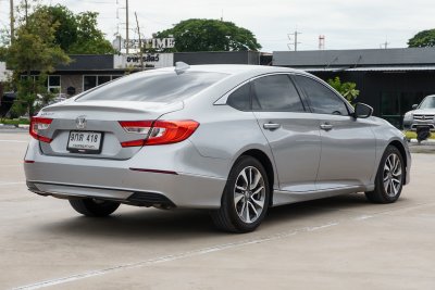 HONDA ACCORD 1.5 EL AT ปี2019 (9กต418)