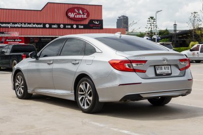 HONDA ACCORD 1.5 EL AT ปี2019 (9กต418)