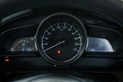 MAZDA 2 1.3 HIGH SPORT ปี2018 จด2019 (8กฒ1218)