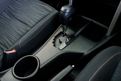 TOYOTA INNOVA 2.8 G CRYSTA ปี2019 (9กฎ4128)