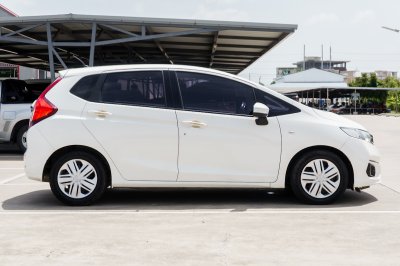 HONDA JAZZ 1.5 S ปี2021 (1ขห5854)