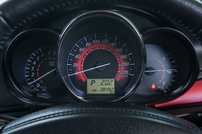 TOYOTA VIOS 1.5 HIGH AT ปี 2021 (2ขท3110)