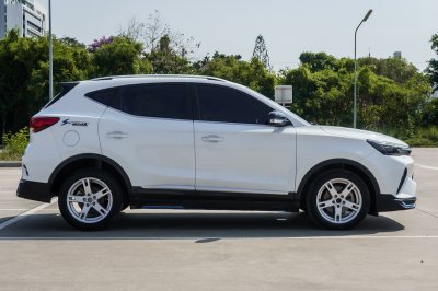 MG VS HEV 1.5 D ปี2022 จด2023 (4ขอ2596)