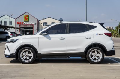 MG VS HEV 1.5 D ปี2022 จด2023 (4ขอ2596)