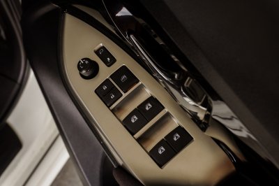 TOYOTA INNOVA 2.8 V AT ปี2019 (6ขฎ560)